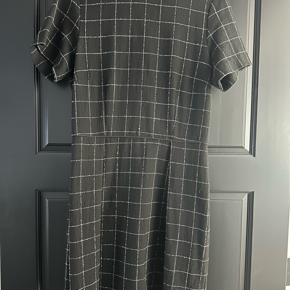 H&M Gray A-Line Midi Dress Crew Neck Short Sleeve